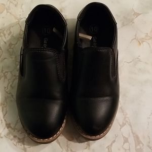 Dress shoes